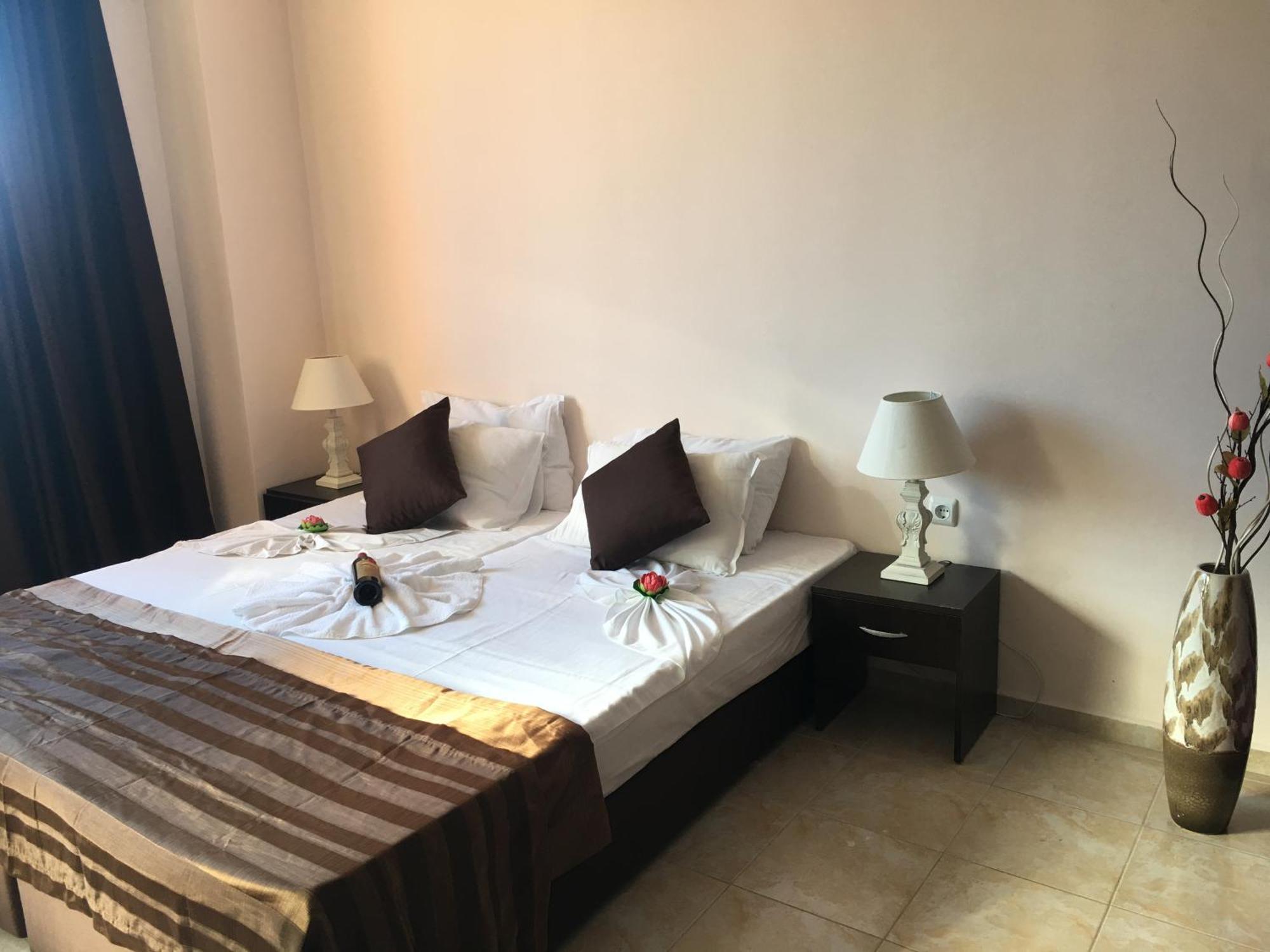 Salt Lake Aparthotel Pomorie Eksteriør bilde